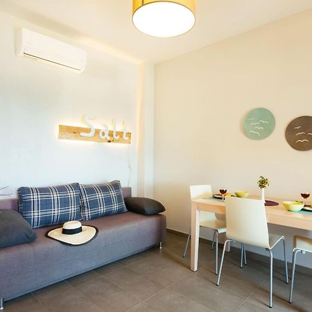 Sea View Luxury Apartments 普拉基亚斯 外观 照片