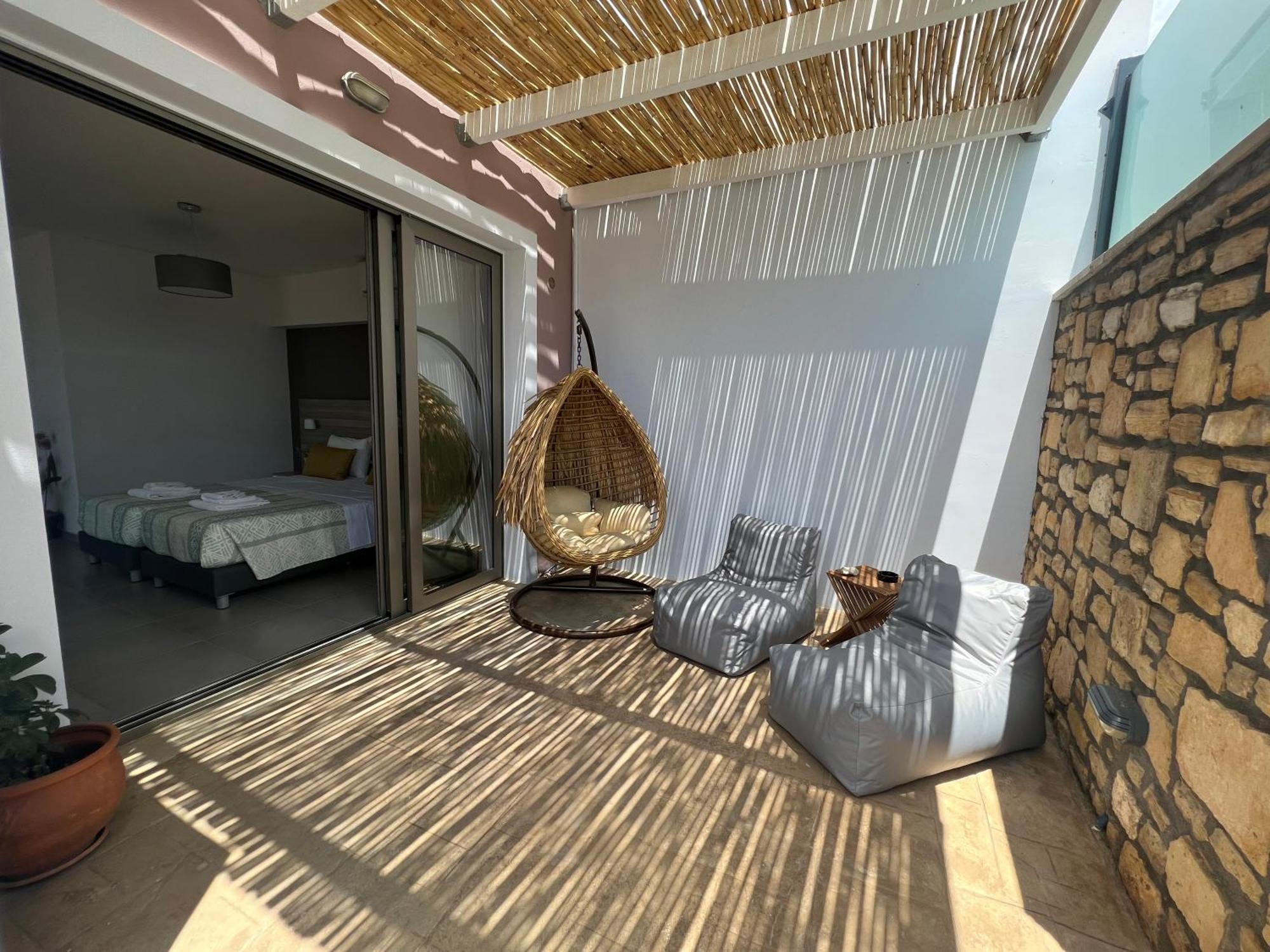 Sea View Luxury Apartments 普拉基亚斯 外观 照片